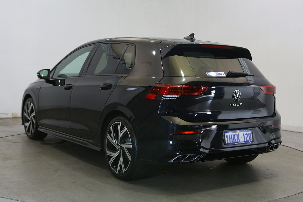 2021 Volkswagen Golf 110TSI R-Line 8