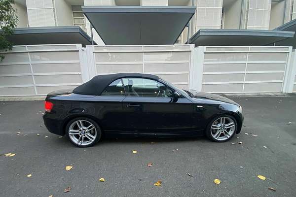 2011 BMW 1 Series 135i E88 LCI