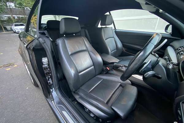 2011 BMW 1 Series 135i E88 LCI