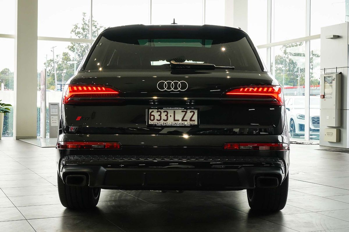 2024 Audi Q7 55 TFSI S line 4M