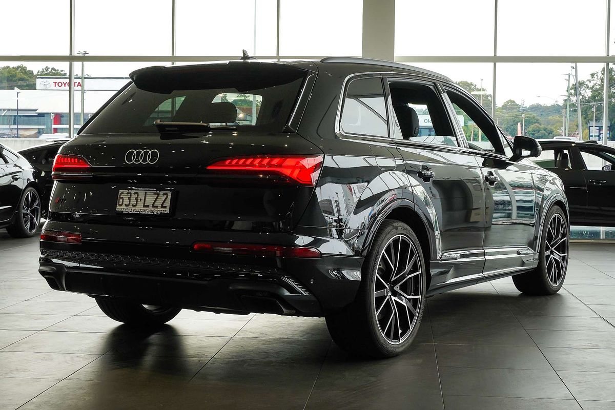 2024 Audi Q7 55 TFSI S line 4M