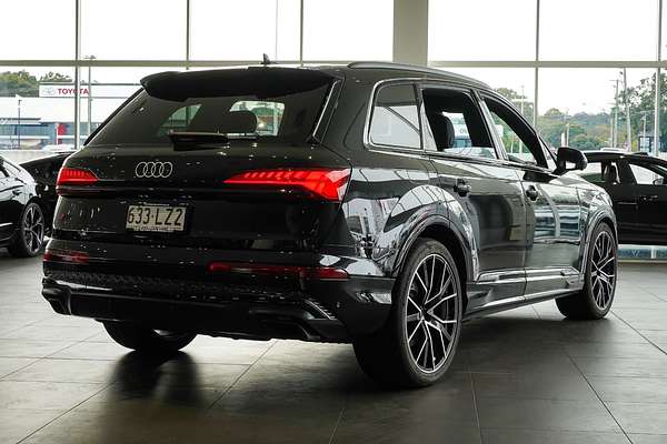 2024 Audi Q7 55 TFSI S line 4M