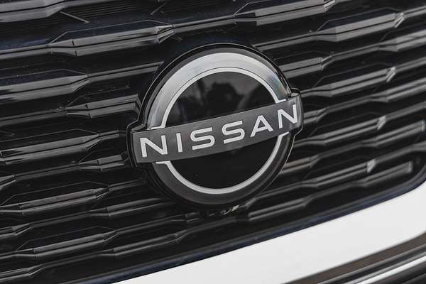 2024 Nissan X-TRAIL ST-L T33