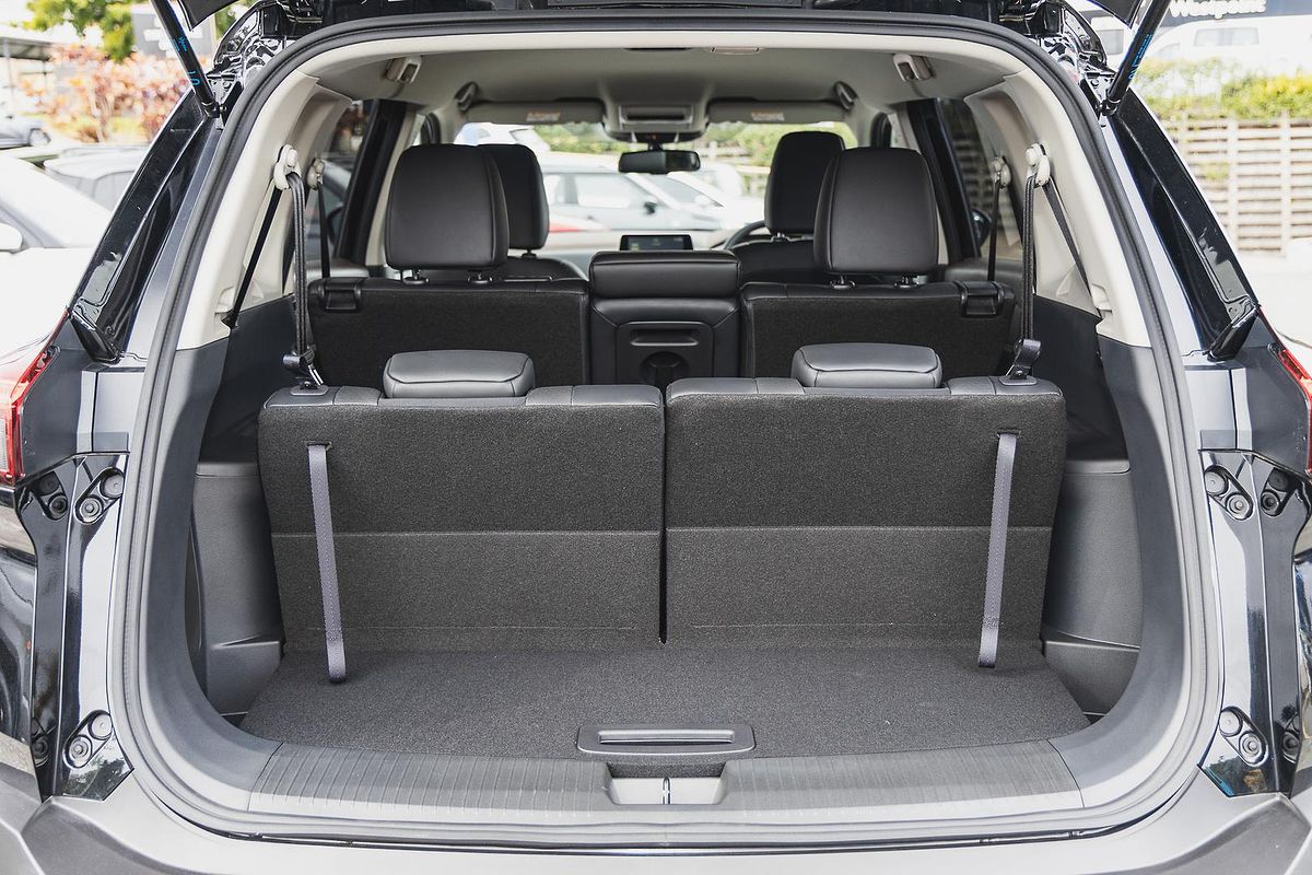 2024 Nissan X-TRAIL ST-L T33