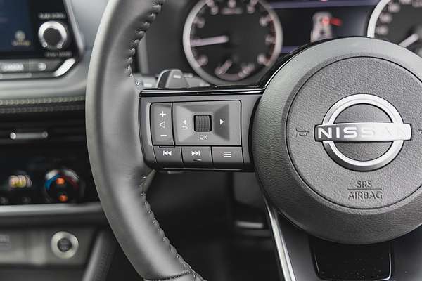2024 Nissan X-TRAIL ST-L T33