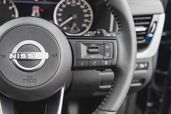 2024 Nissan X-TRAIL ST-L T33
