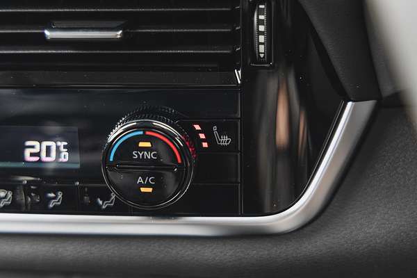 2024 Nissan X-TRAIL ST-L T33
