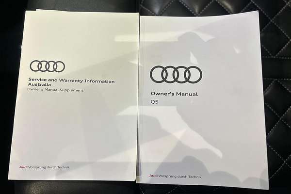 2022 Audi Q5 45 TFSI S line FY