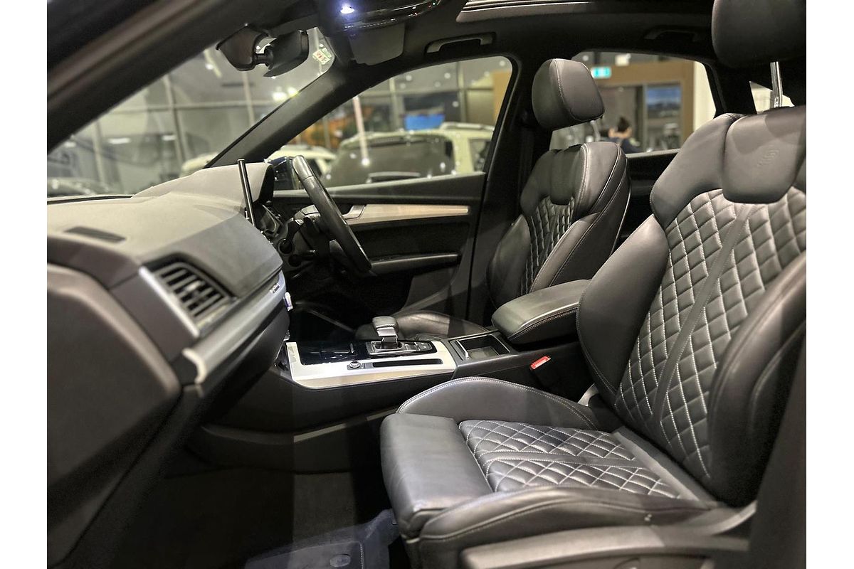 2022 Audi Q5 45 TFSI S line FY