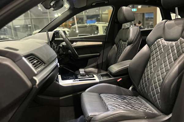 2022 Audi Q5 45 TFSI S line FY