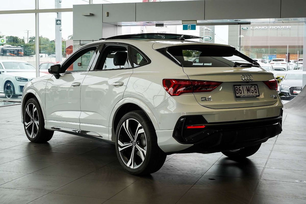 2024 Audi Q3 40 TFSI S line F3