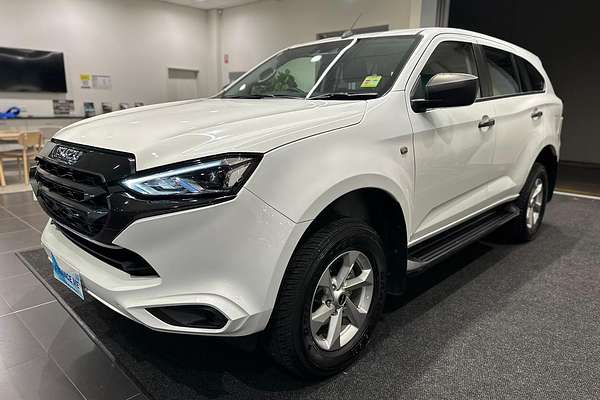 2024 Isuzu MU-X LS-M