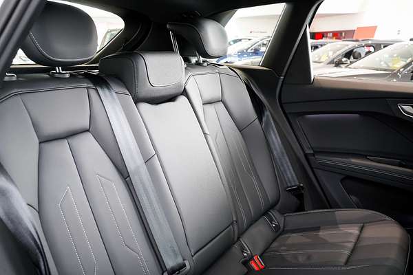 2024 Audi Q4 e-tron 55 F4