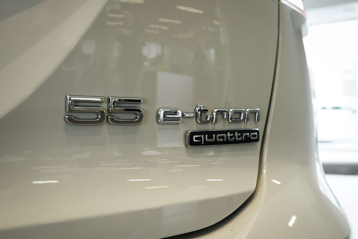 2024 Audi Q4 e-tron 55 F4