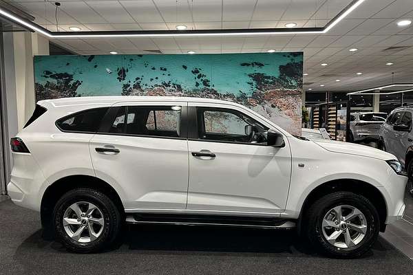 2024 Isuzu MU-X LS-M