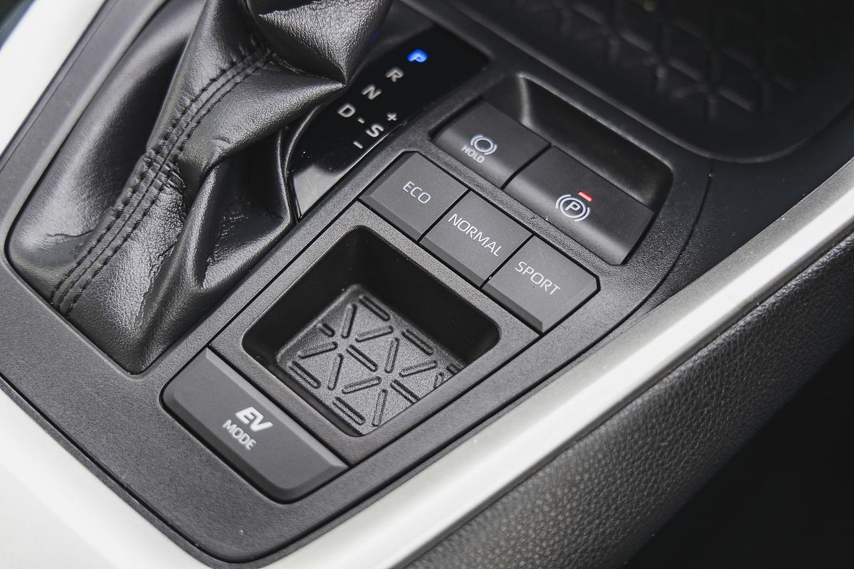 2024 Toyota RAV4 GX AXAH52R