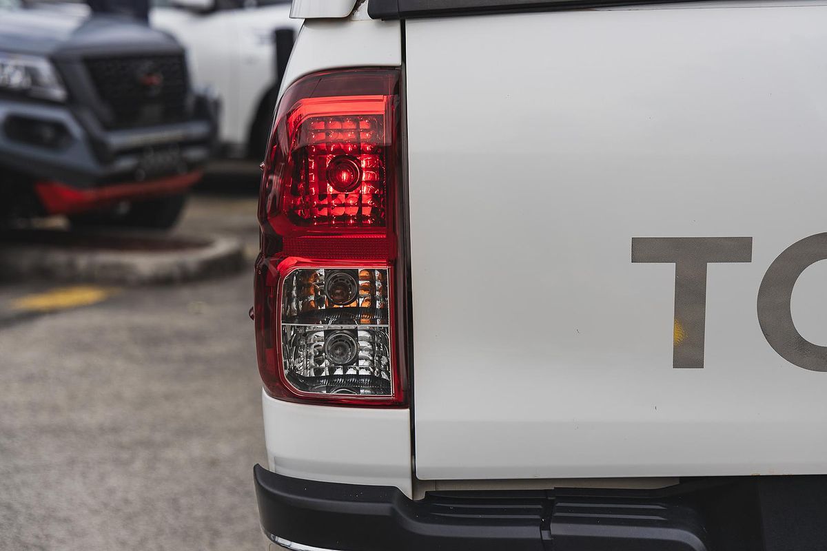 2019 Toyota Hilux SR5 GUN126R 4X4