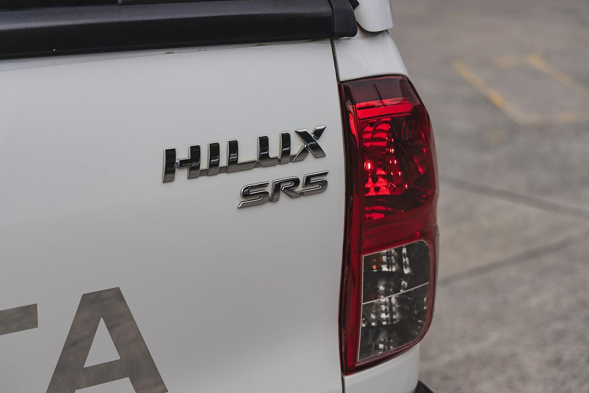 2019 Toyota Hilux SR5 GUN126R 4X4