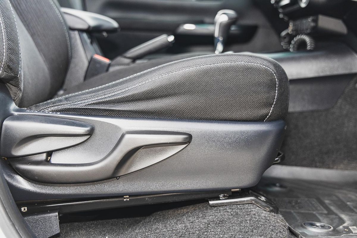2019 Toyota Hilux SR5 GUN126R 4X4