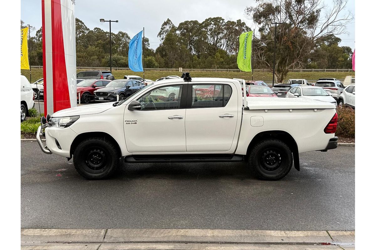 2015 Toyota Hilux SR GUN126R 4X4