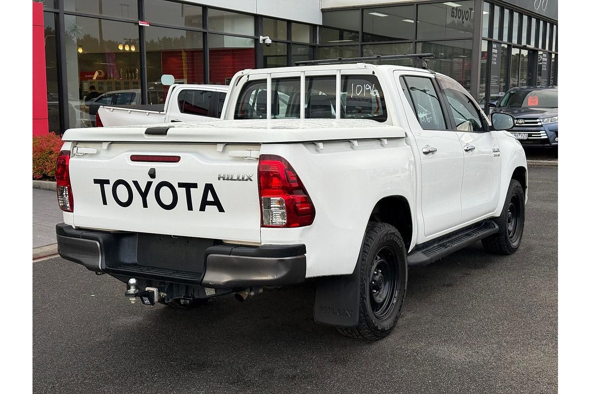 2015 Toyota Hilux SR GUN126R 4X4