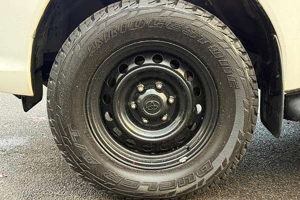 2015 Toyota Hilux SR GUN126R 4X4
