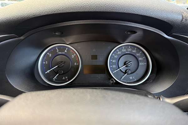 2015 Toyota Hilux SR GUN126R 4X4