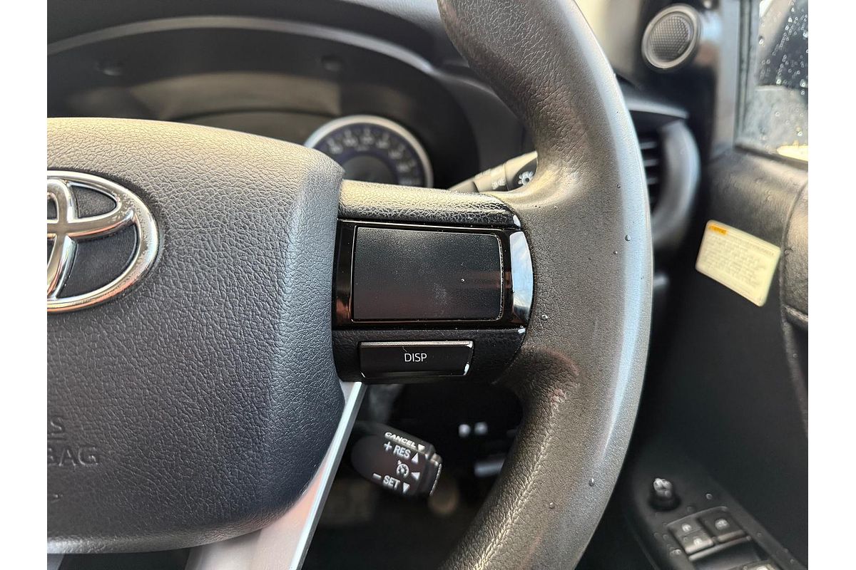 2015 Toyota Hilux SR GUN126R 4X4
