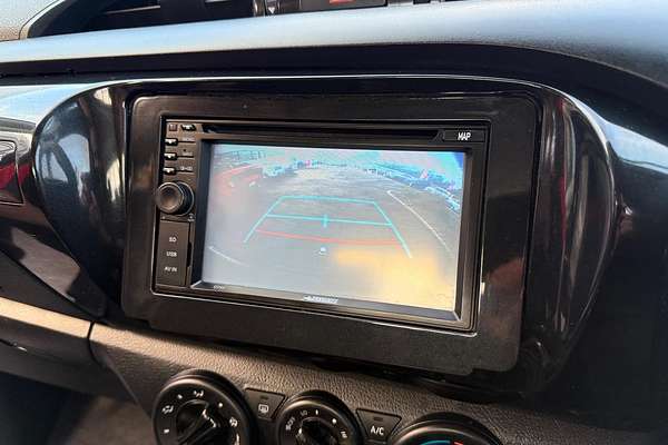 2015 Toyota Hilux SR GUN126R 4X4