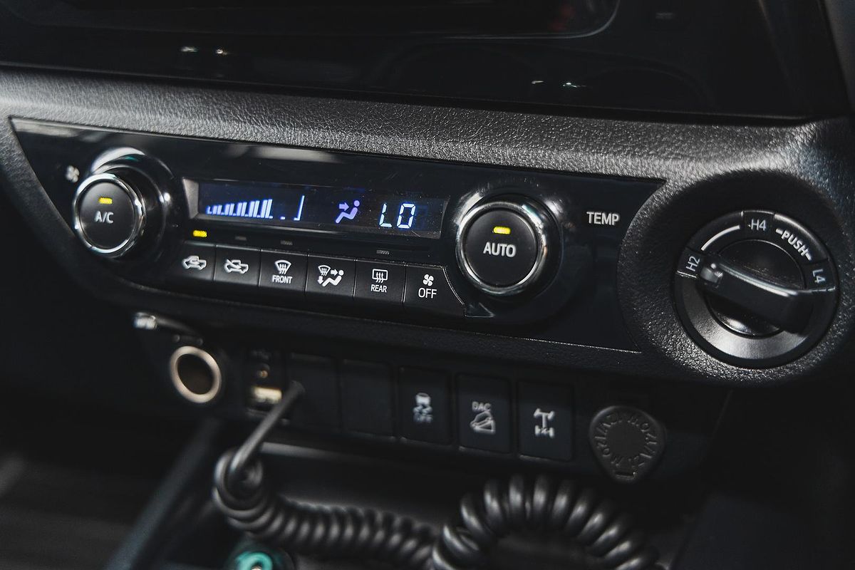 2019 Toyota Hilux SR5 GUN126R 4X4