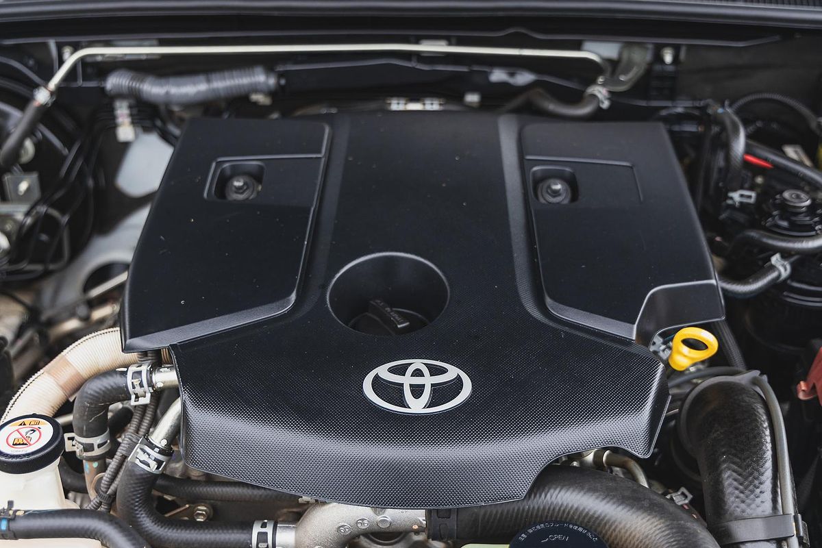 2019 Toyota Hilux SR5 GUN126R 4X4