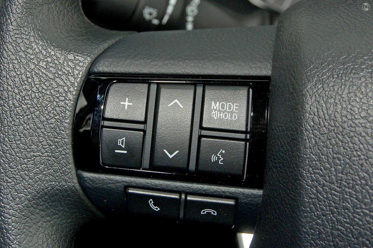 2018 Toyota Hilux SR GUN126R 4X4