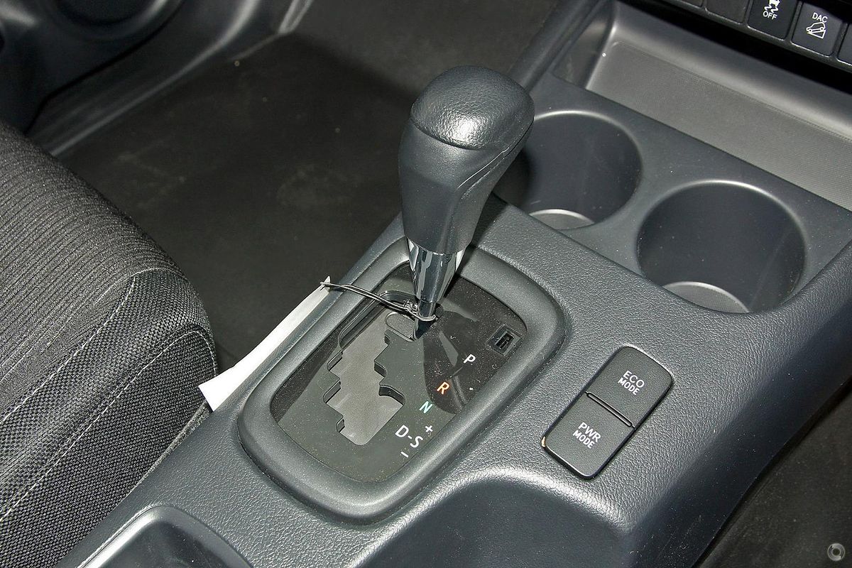 2018 Toyota Hilux SR GUN126R 4X4