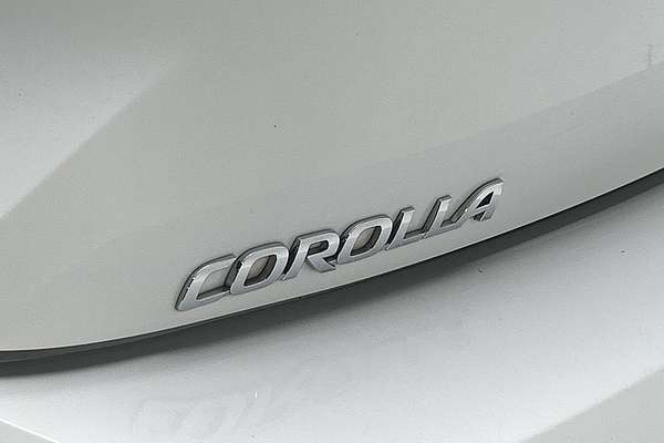 2022 Toyota Corolla Ascent Sport Hybrid ZWE219R