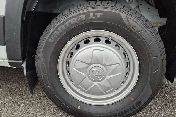 2024 LDV Deliver 9 LWB