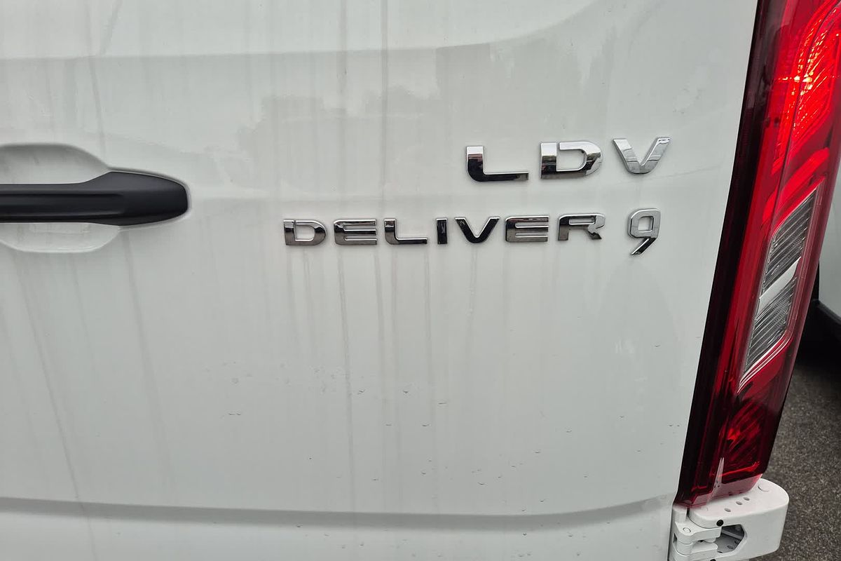 2024 LDV Deliver 9 LWB