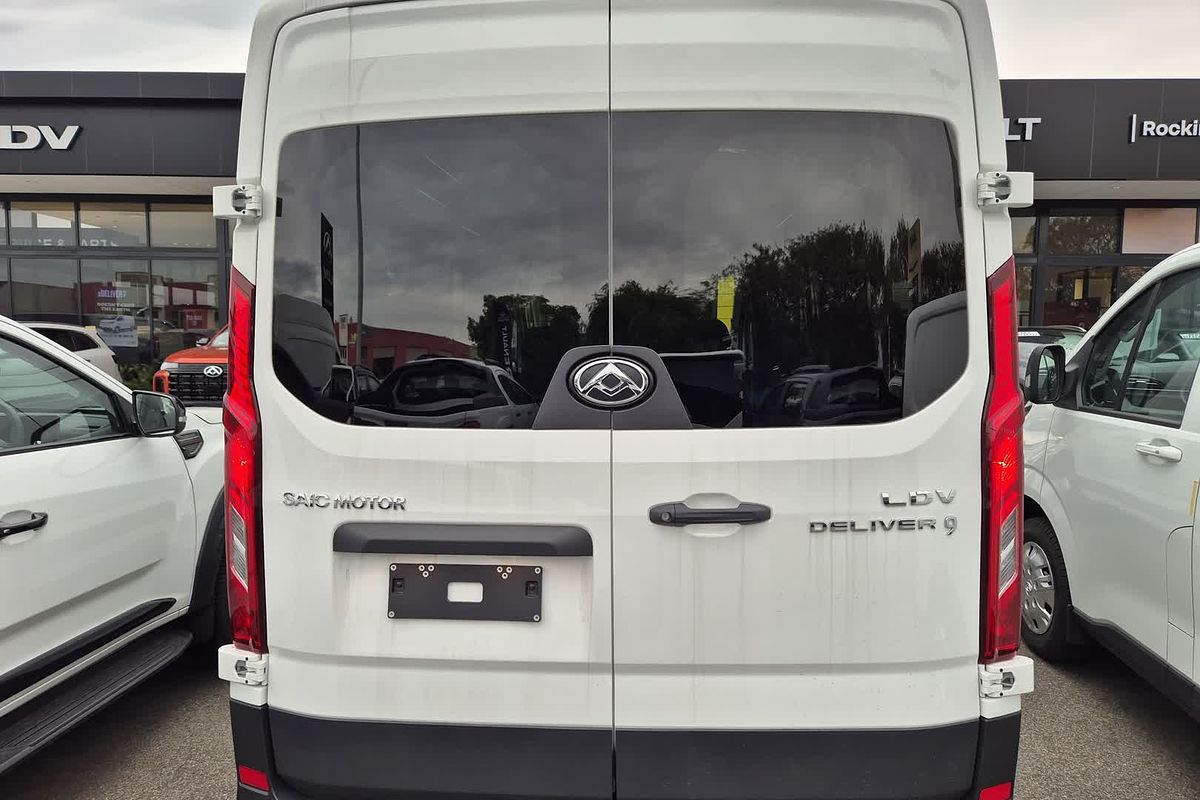2024 LDV Deliver 9 LWB