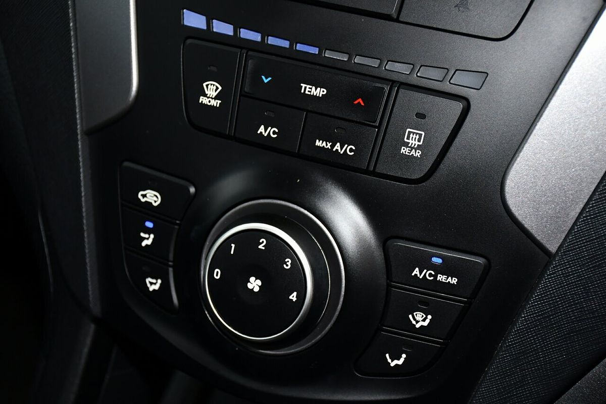 2015 Hyundai Santa Fe Active DM2