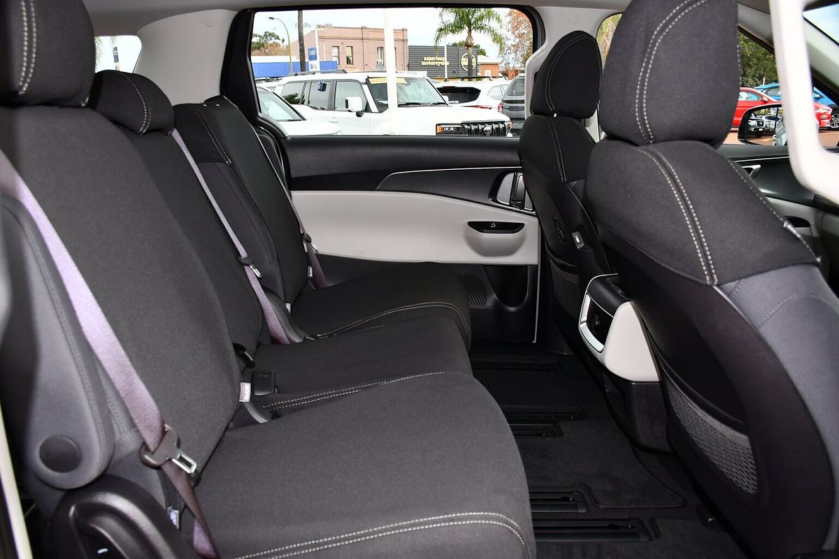 2024 Kia Carnival S KA4