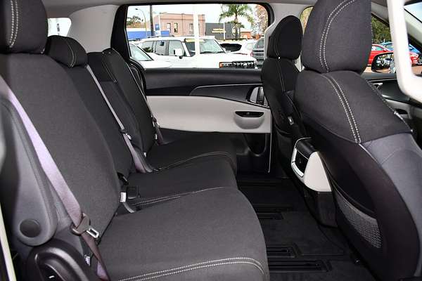 2024 Kia Carnival S KA4