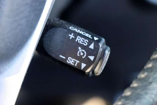 2017 Toyota Hilux SR5 Hi-Rider GUN136R Rear Wheel Drive