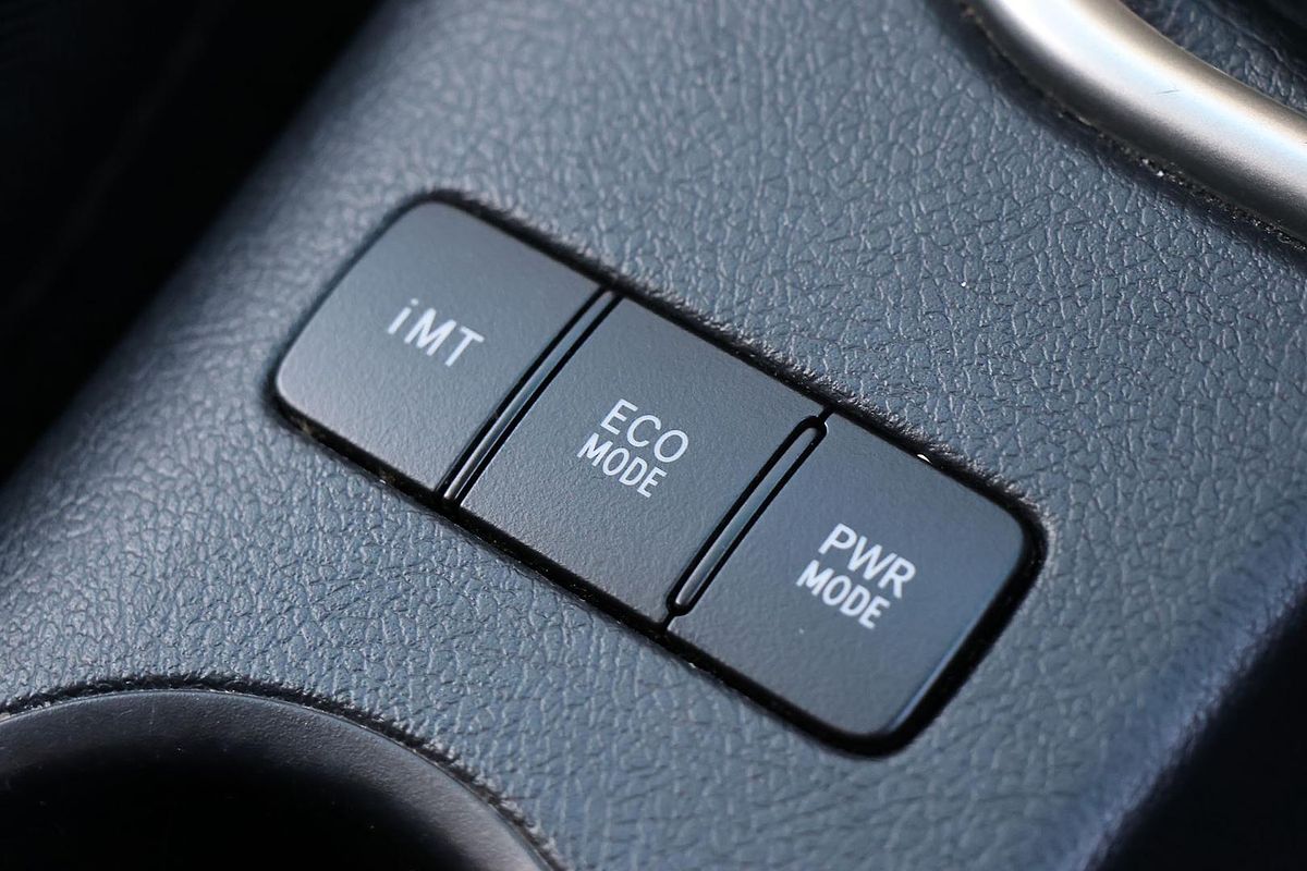 2017 Toyota Hilux SR5 Hi-Rider GUN136R Rear Wheel Drive