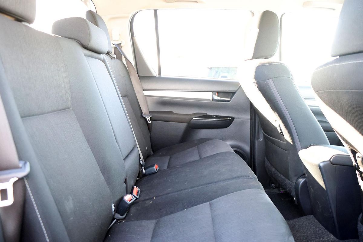 2017 Toyota Hilux SR5 Hi-Rider GUN136R Rear Wheel Drive
