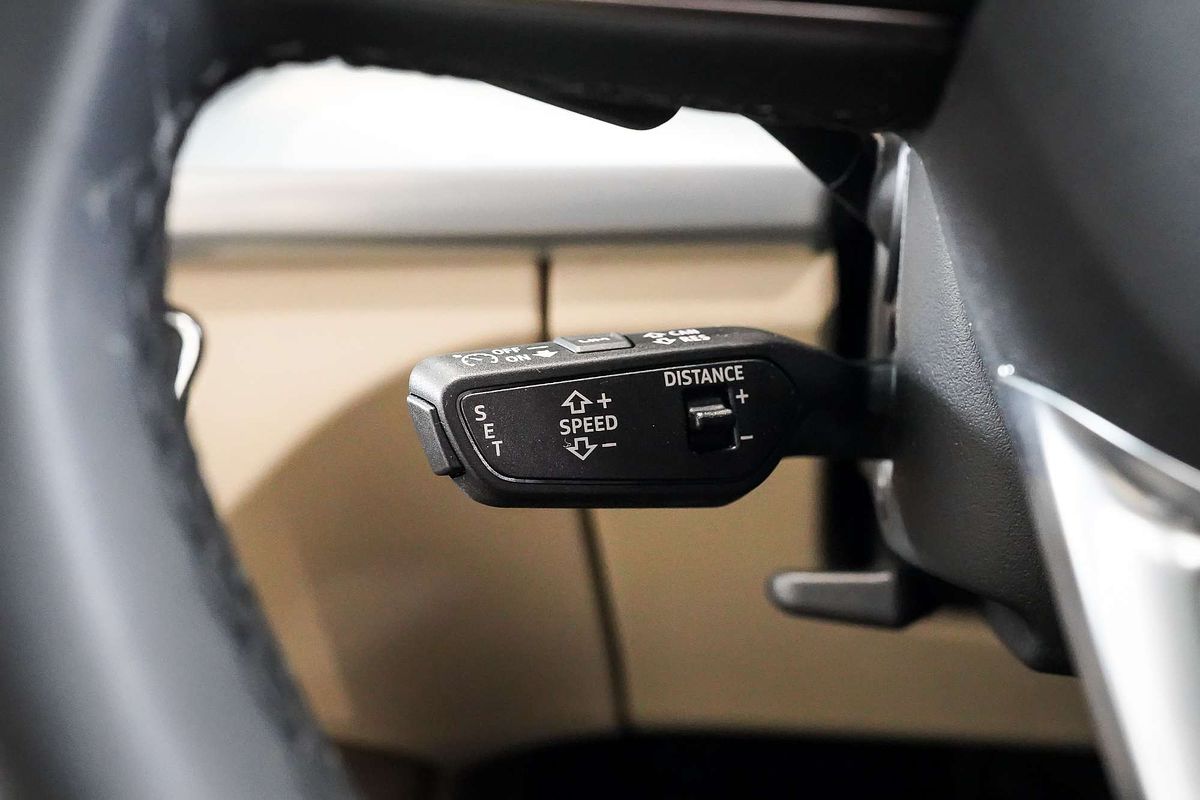 2024 Audi Q5 45 TFSI Sport FY