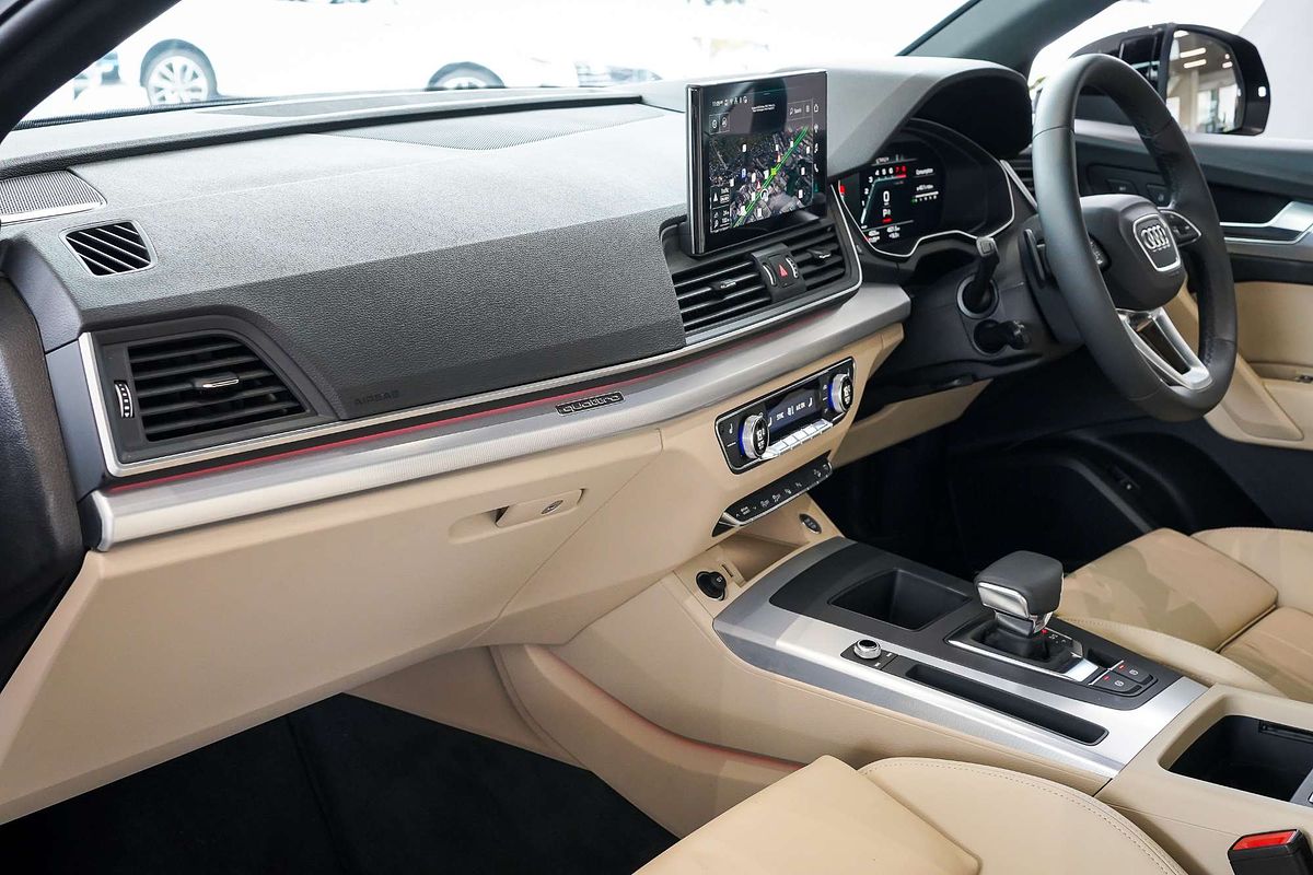 2024 Audi Q5 45 TFSI Sport FY