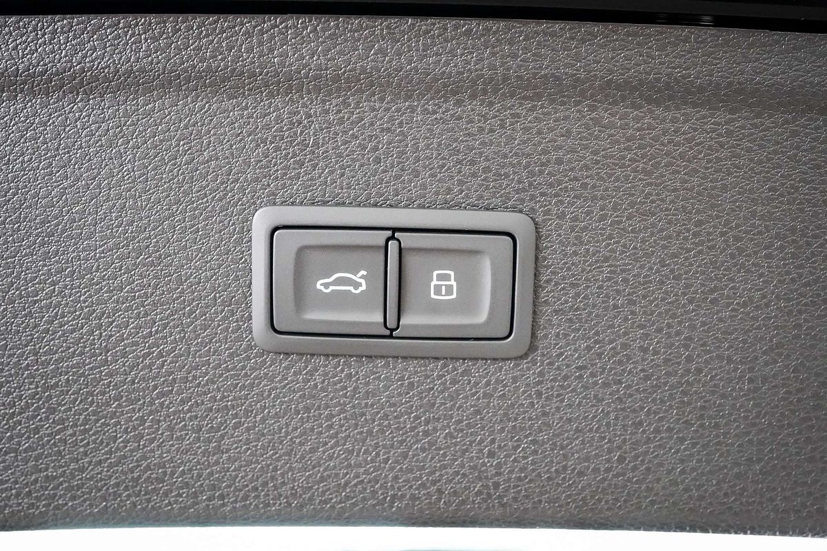 2024 Audi Q5 45 TFSI Sport FY