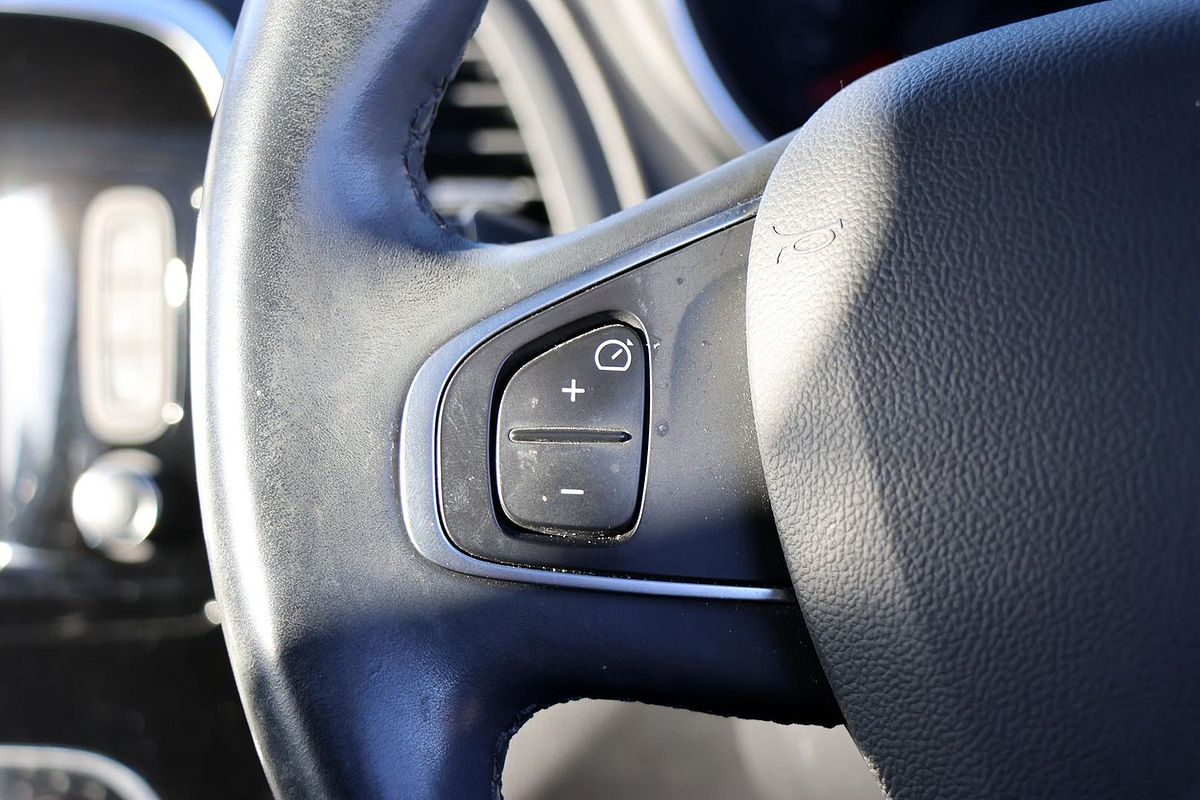 2019 Renault Captur Intens J87