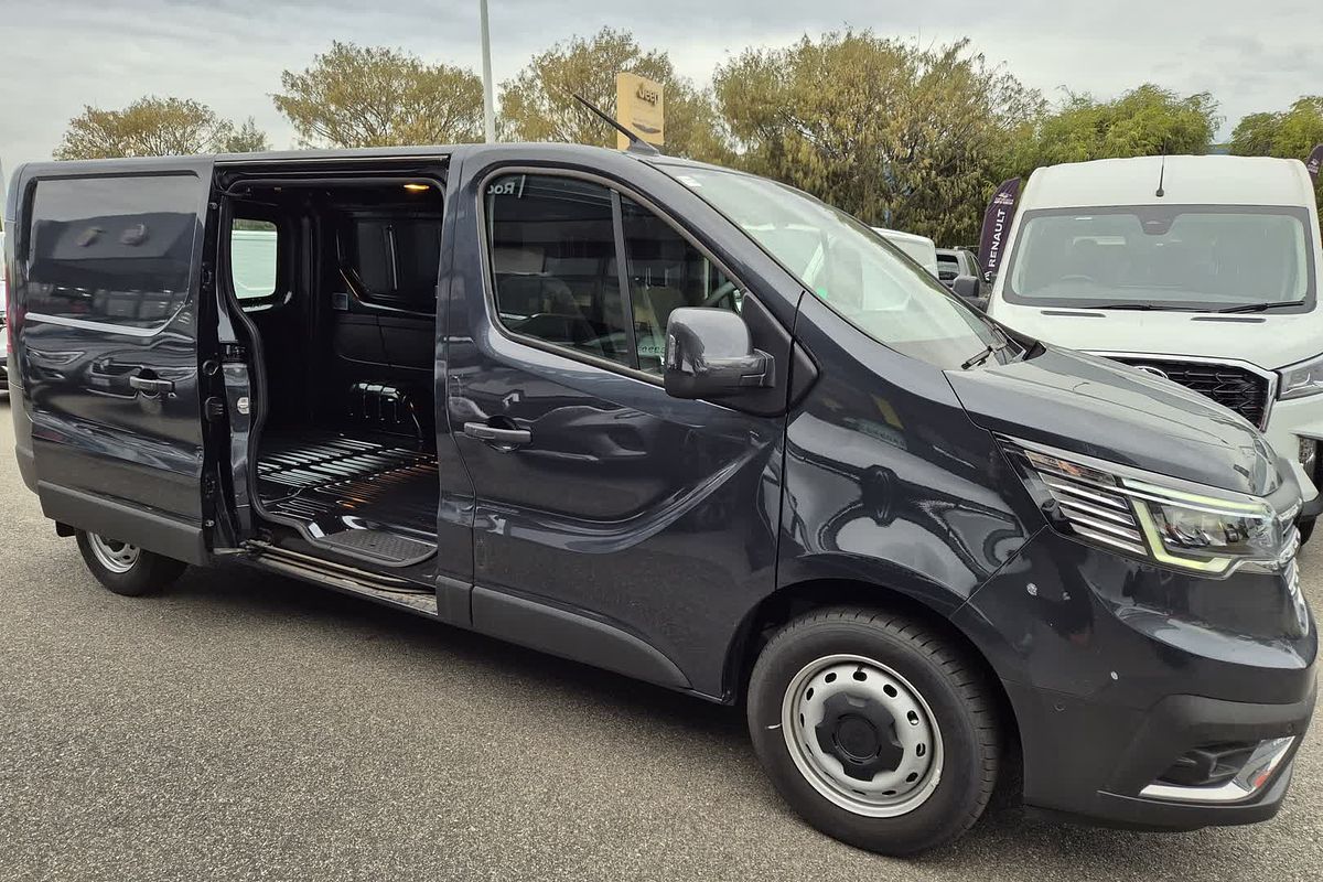 2025 Renault Trafic Premium X82 LWB