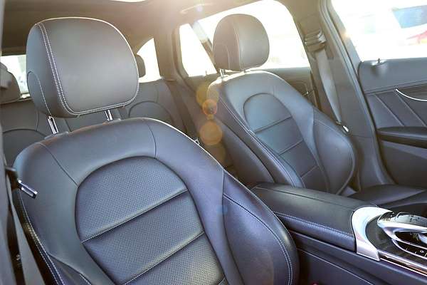 2018 Mercedes-Benz C-Class C200 S205
