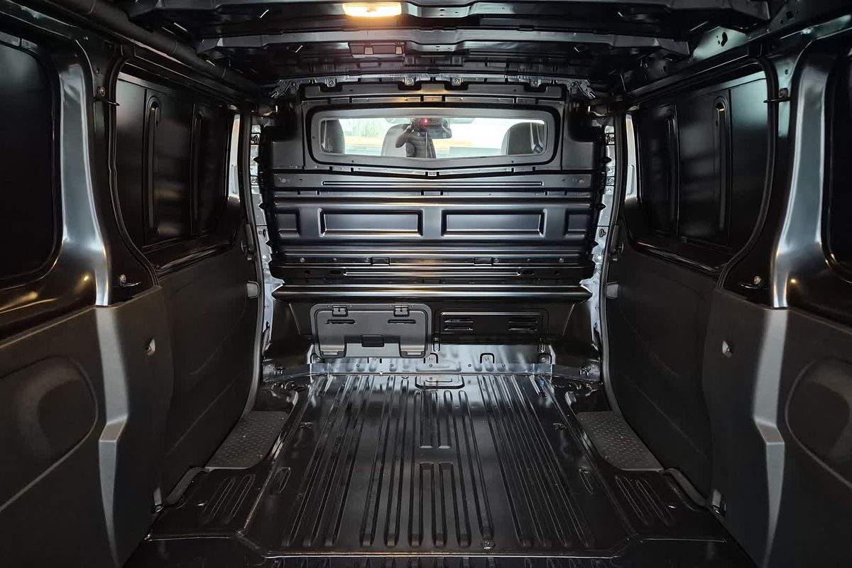 2025 Renault Trafic Premium X82 LWB
